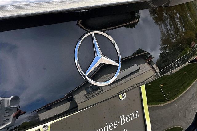 Used 2022 Mercedes-Benz C 300 Sedan image 27