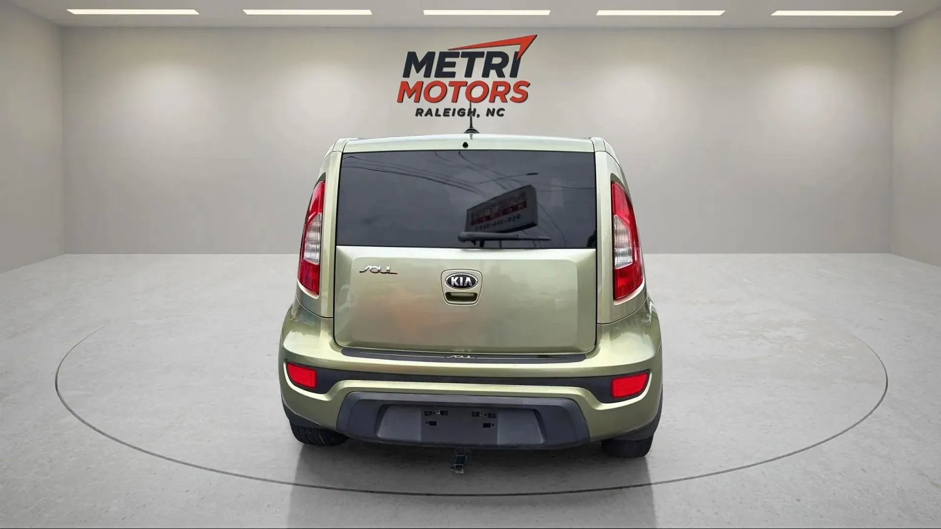 Used 2013 Kia Soul + image 5