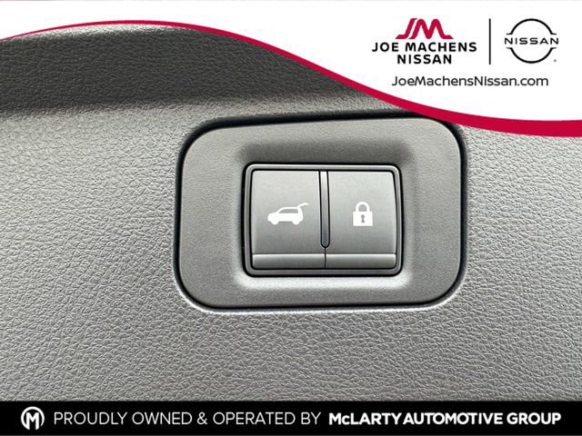 New 2025 Nissan Armada Platinum w/ Convenience Package image 32