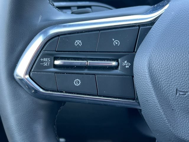 Used 2026 Chevrolet Equinox LT AWD/4WD image 18