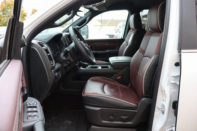 Used 2025 RAM 3500 Limited w/ Max Tow Package image 14