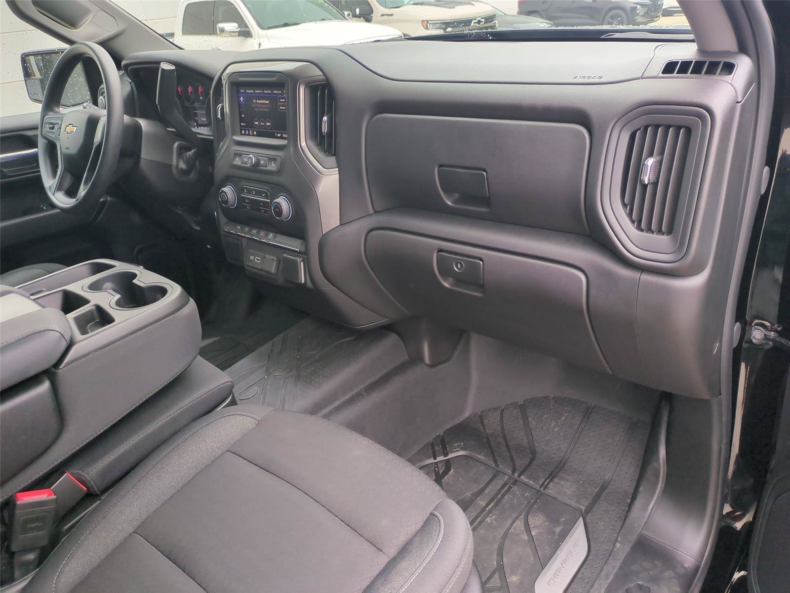 Used 2025 Chevrolet Silverado 1500 Custom AWD/4WD image 33