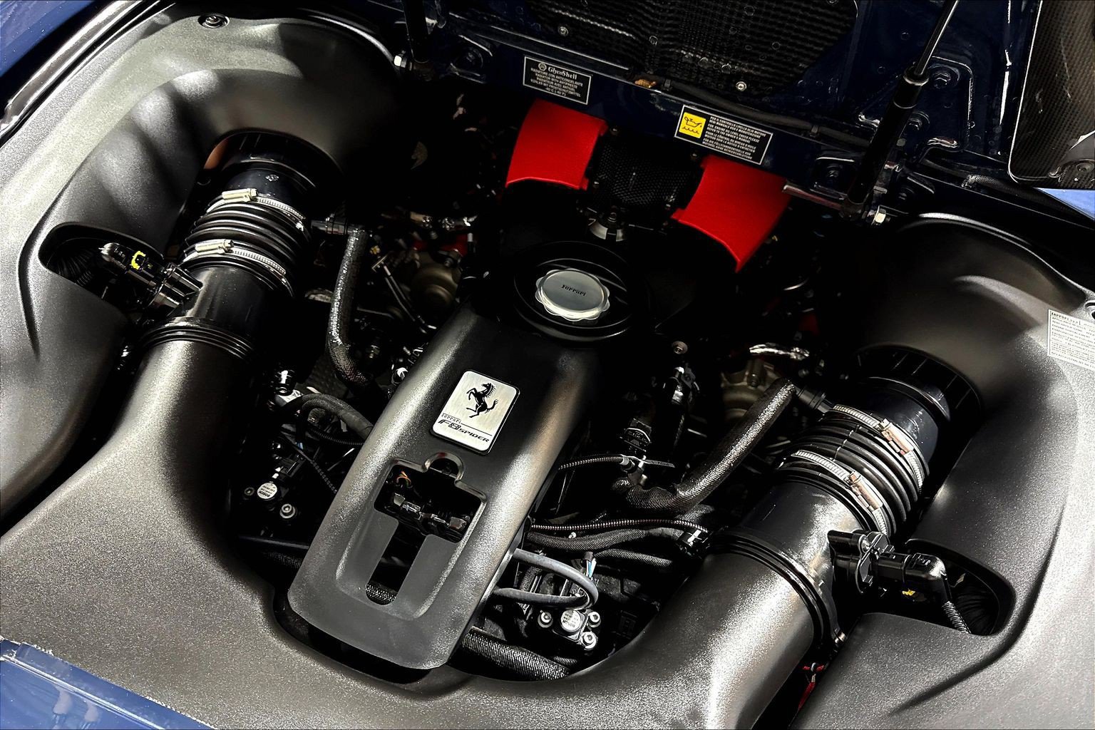 Used 2023 Ferrari F8 Spider RWD image 25