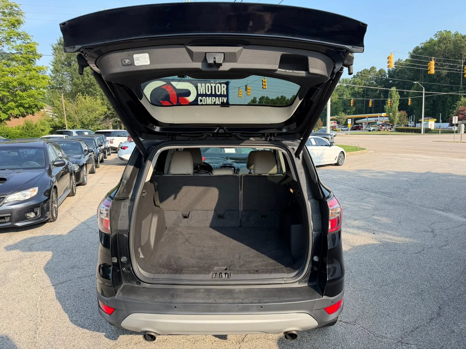 Used 2017 Ford Escape Titanium AWD/4WD image 6