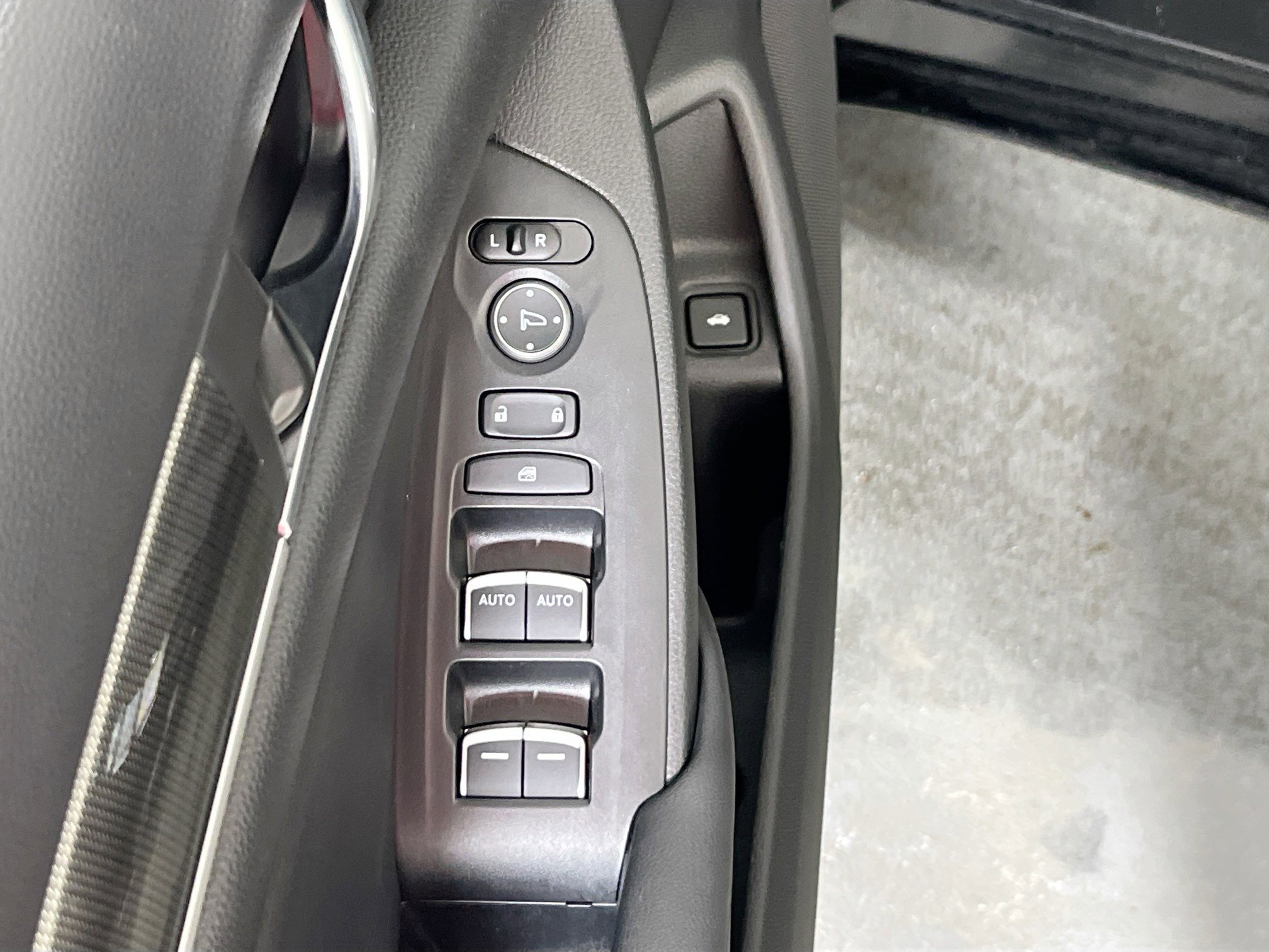 Used 2022 Honda Accord Sport image 17