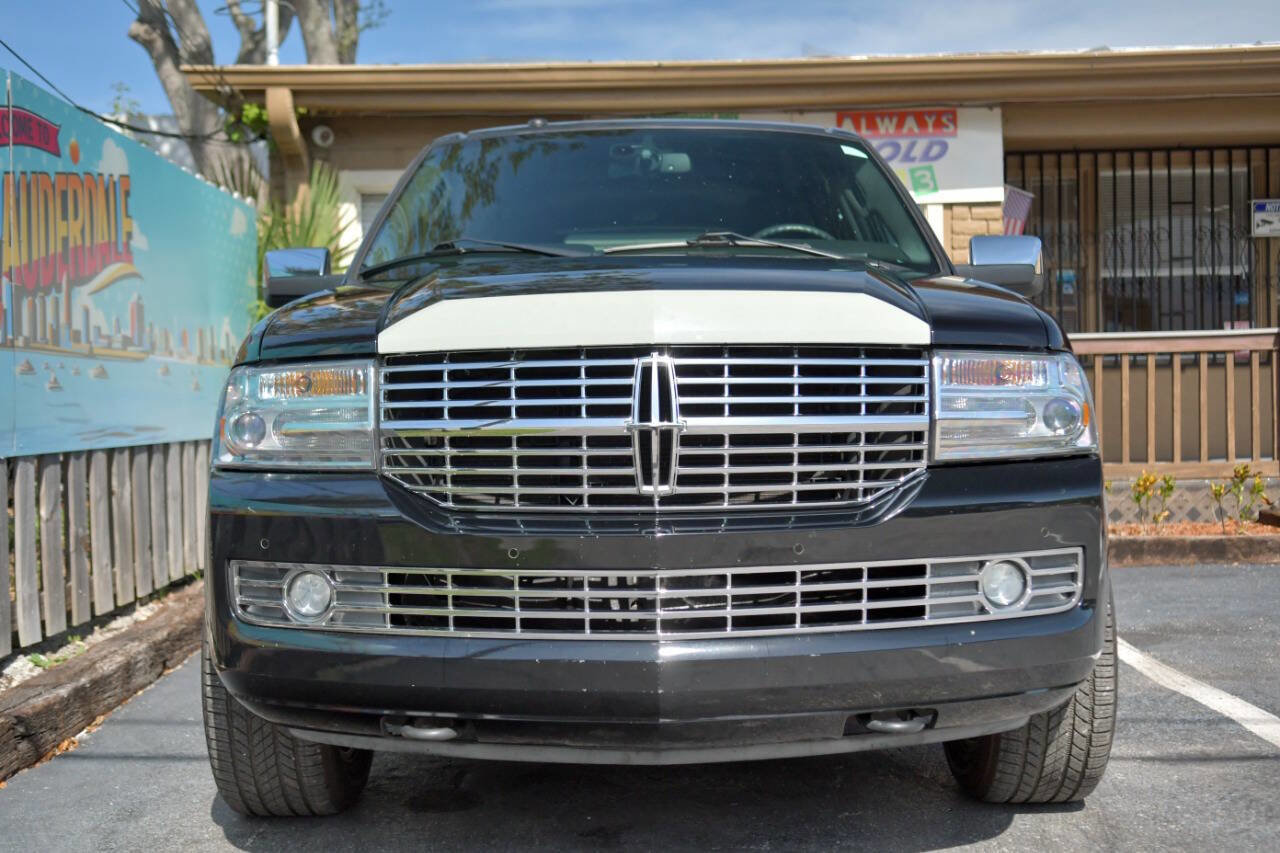 Used 2009 Lincoln Navigator L Base 4x2 4dr SUV image 2