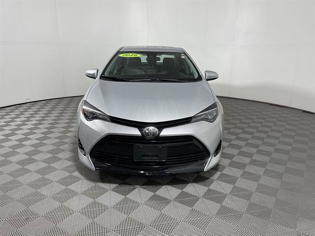 Used 2019 Toyota Corolla LE w/ Carpet Mat Package (TMS) FWD image 2
