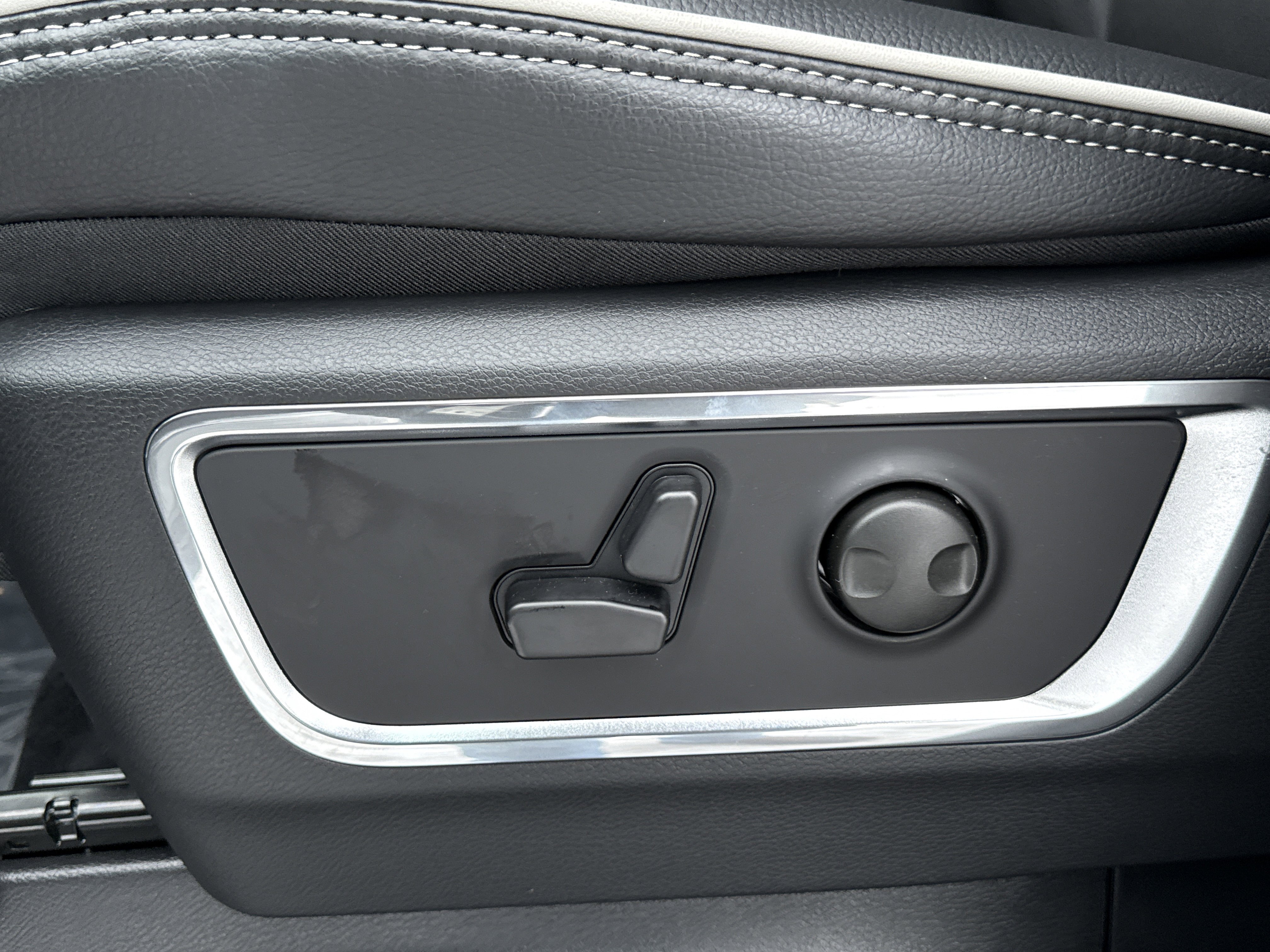 New 2026 RAM 1500 Laramie image 39