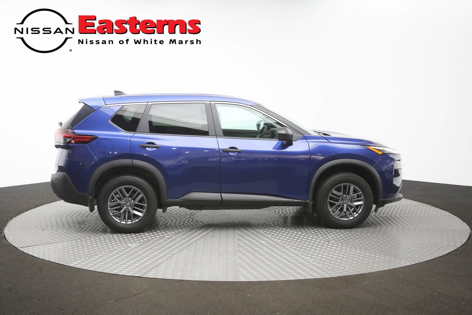 Used 2023 Nissan Rogue S AWD/4WD image 44