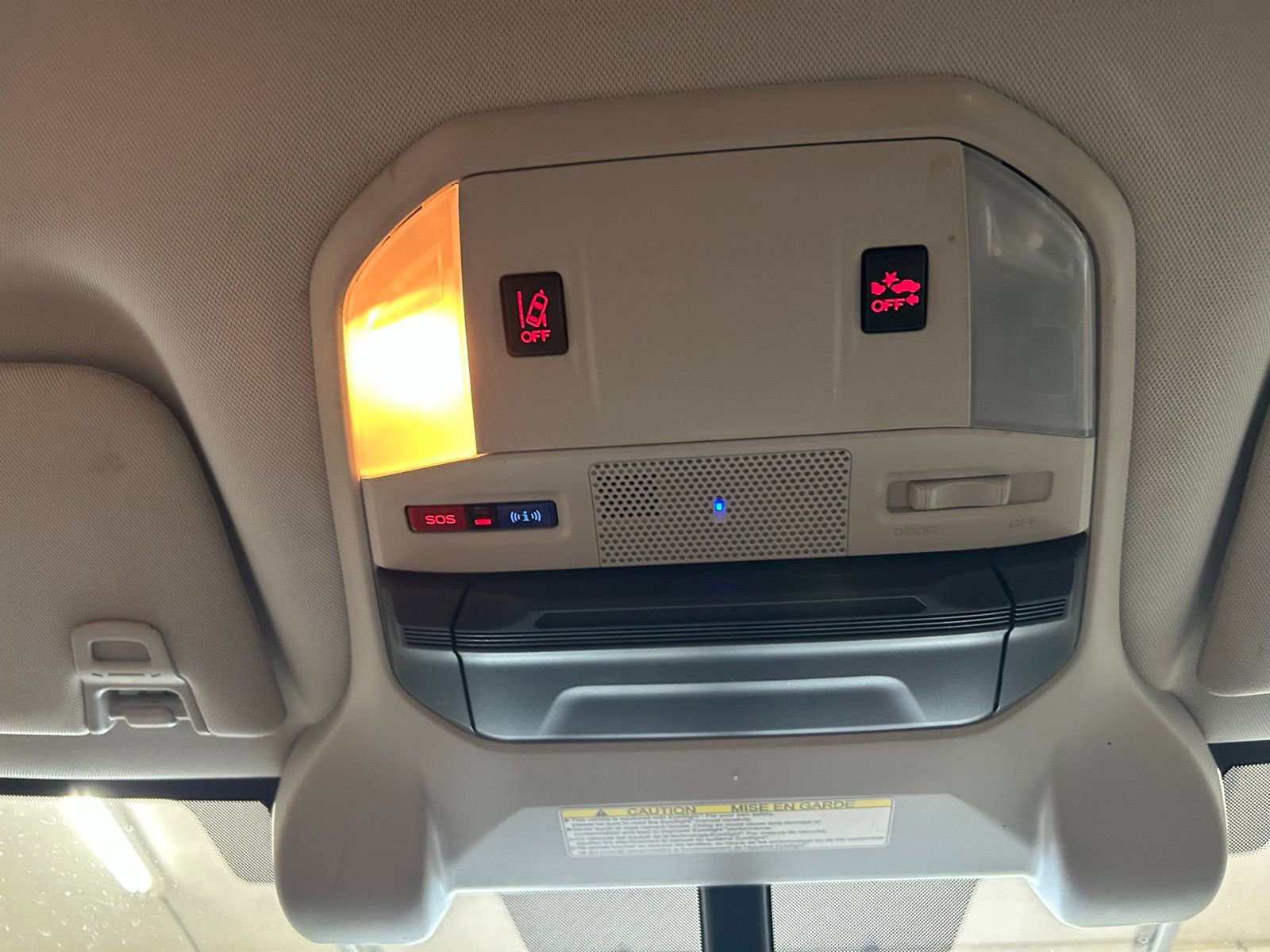 Used 2022 Subaru Ascent Premium w/ Convenience Package AWD/4WD image 19