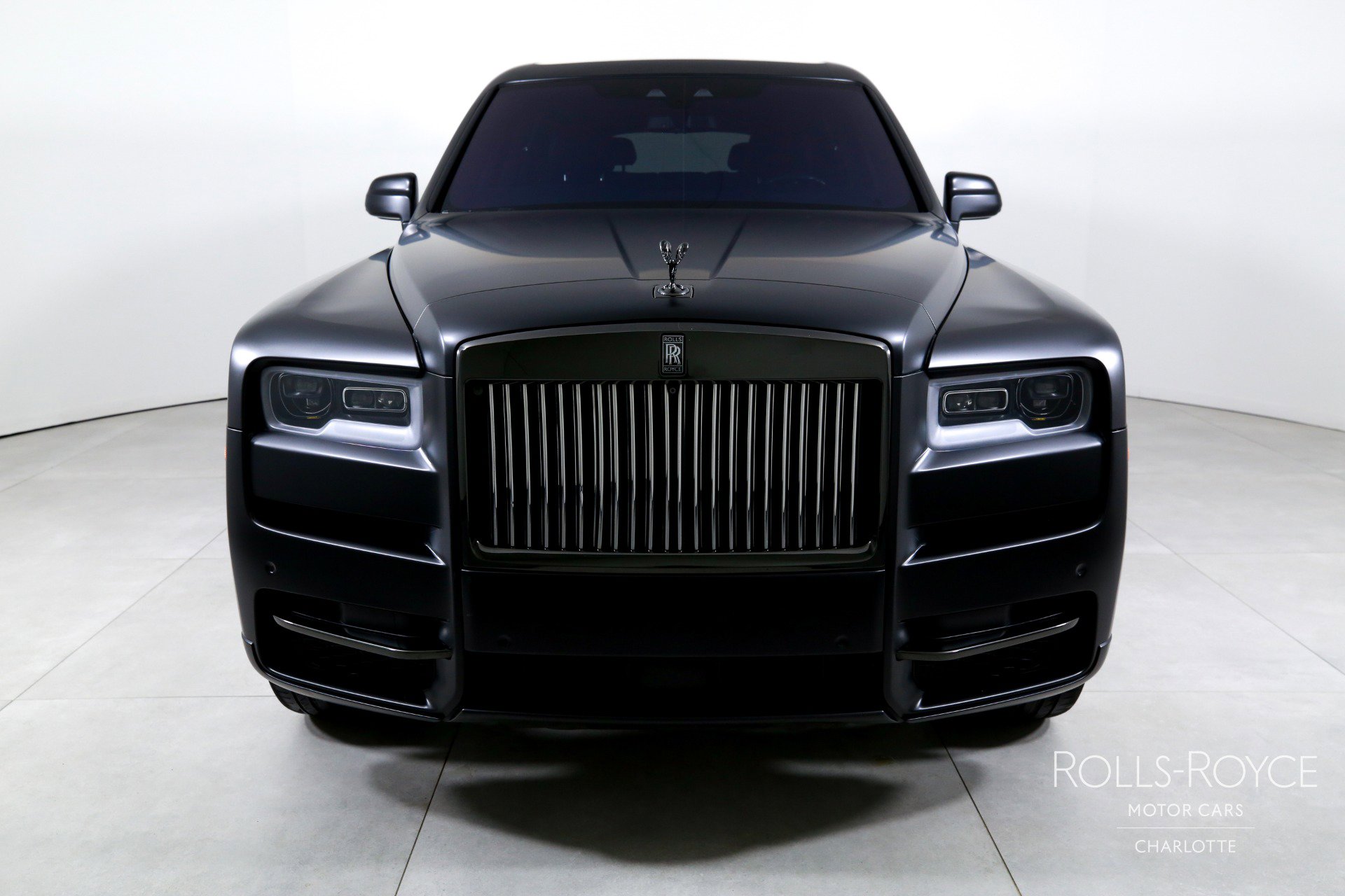 Used 2020 Rolls-Royce Cullinan Black Badge image 7