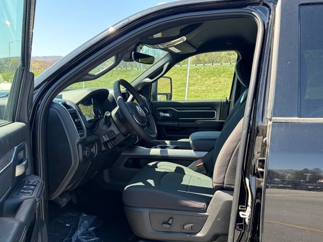 New 2026 RAM 2500 Big Horn AWD/4WD image 14
