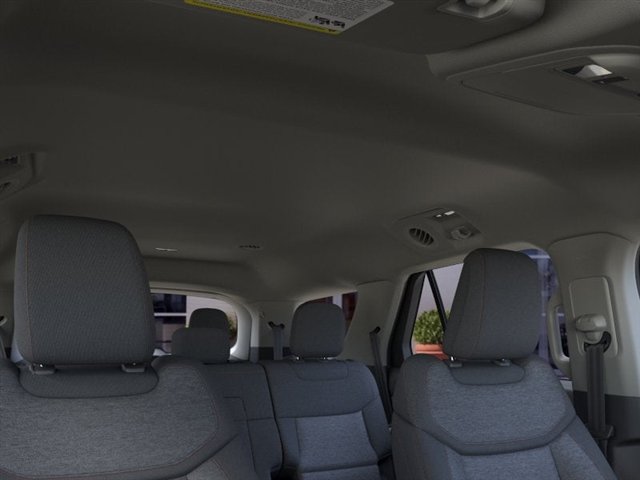 Used 2026 Ford Explorer Active AWD/4WD image 22