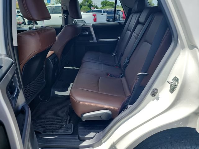 Used 2023 Toyota 4Runner SR5 AWD/4WD image 31