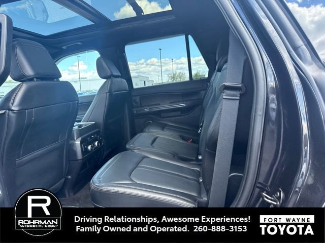 Used 2021 Ford Expedition Limited AWD/4WD image 9