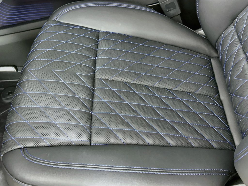 New 2026 Cadillac Escalade IQ Sport 1 w/ LPO, Floor Liner Package AWD/4WD image 22