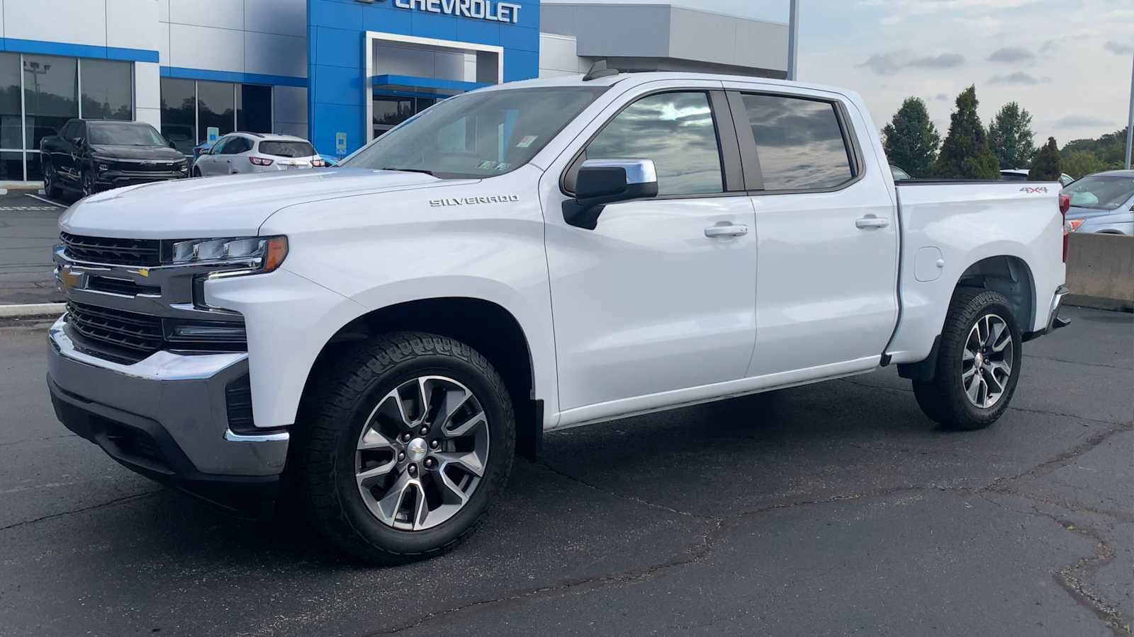 Certified 2022 Chevrolet Silverado 1500 LT image 4