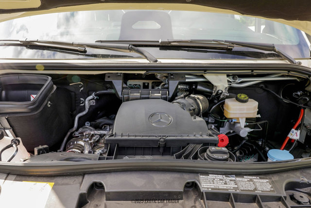 Used 2025 Mercedes-Benz Sprinter 2500 image 18