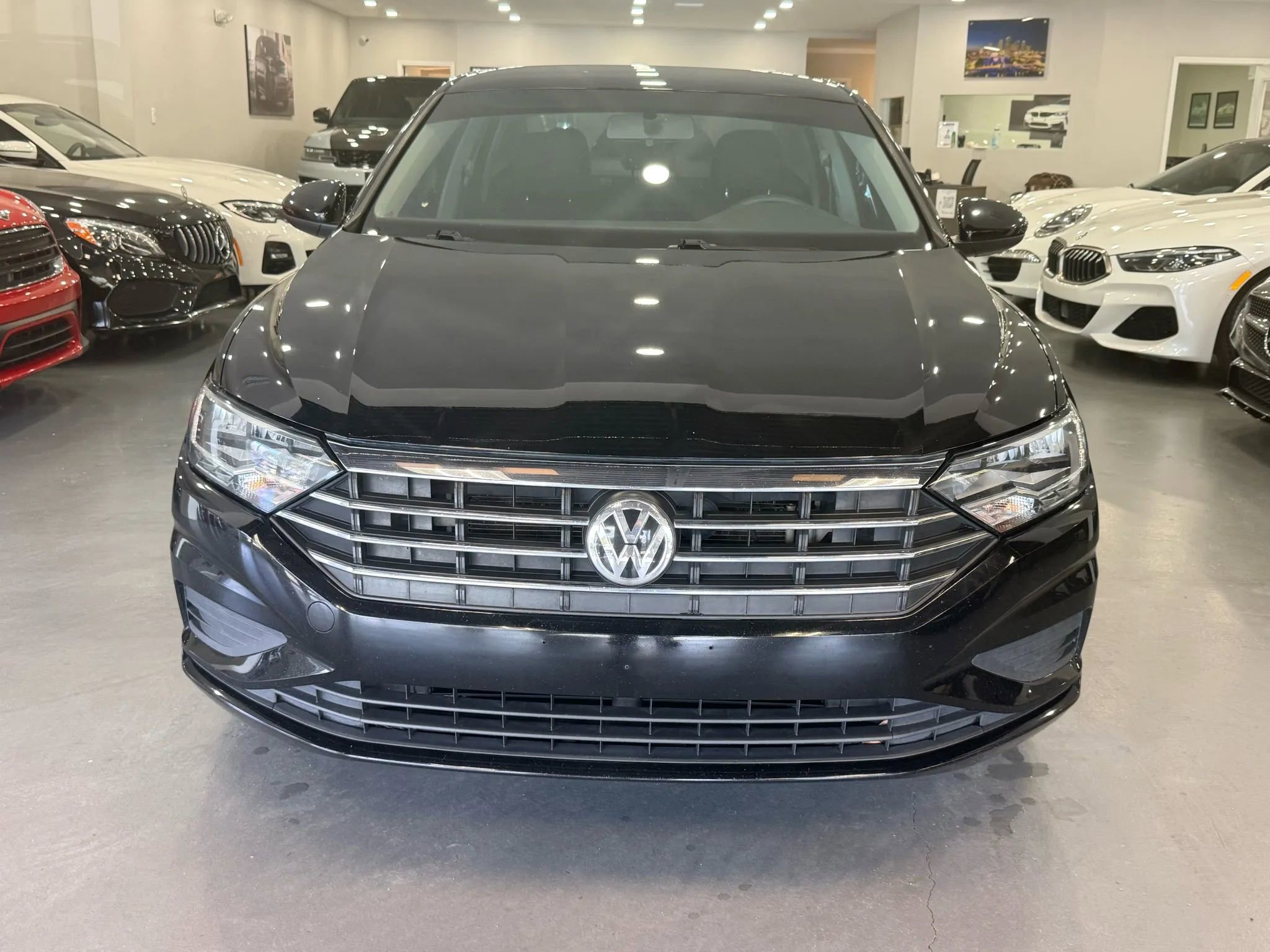 Used 2019 Volkswagen Jetta R-Line image 2