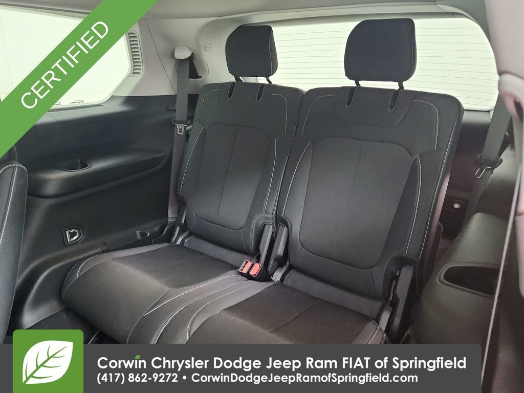 Used 2023 Jeep Grand Cherokee L Laredo AWD/4WD image 29
