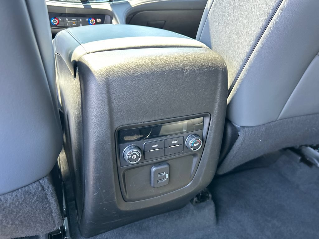Certified 2023 Buick Enclave Essence w/ Experience Buick Package FWD image 32