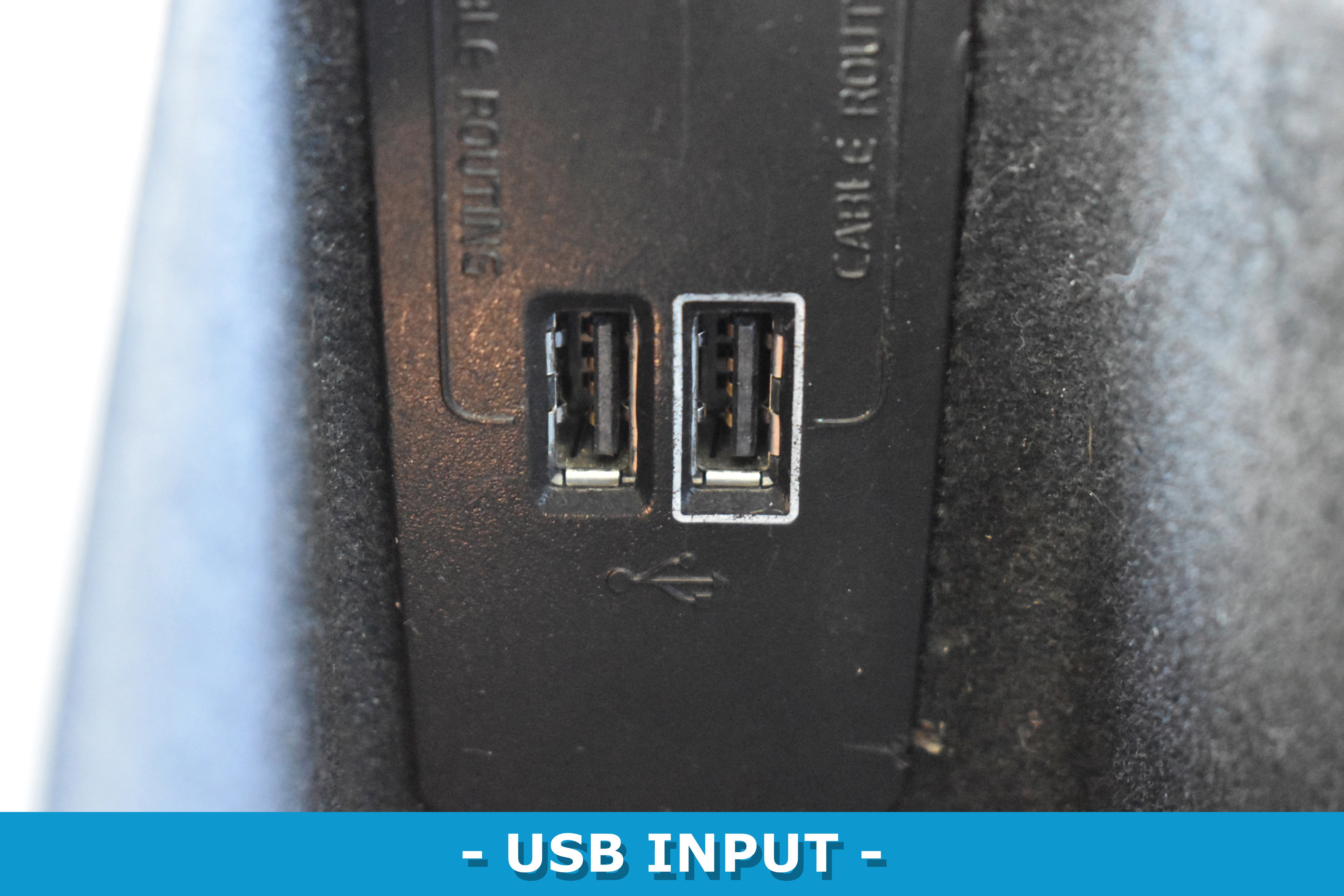 Used 2019 Volvo XC60 T8 Momentum w/ Advanced Package image 17