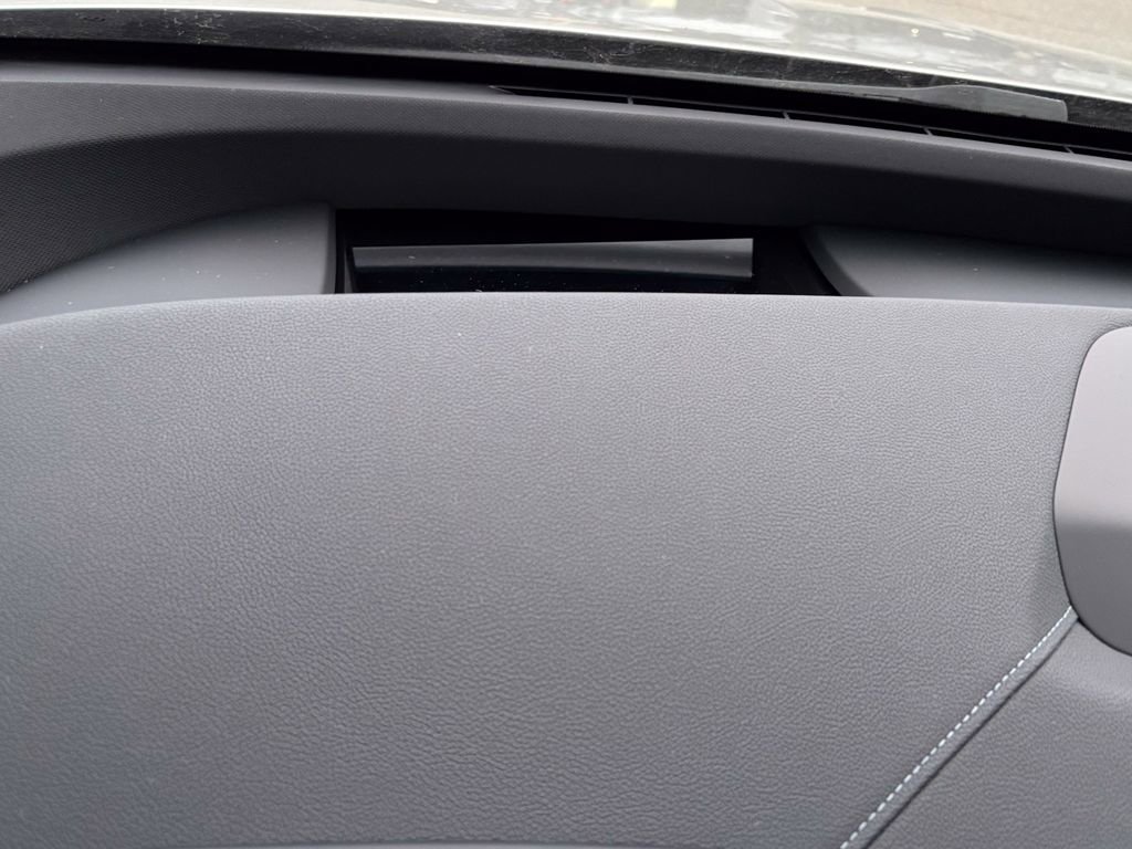 Used 2026 BMW iX xDrive45 image 12