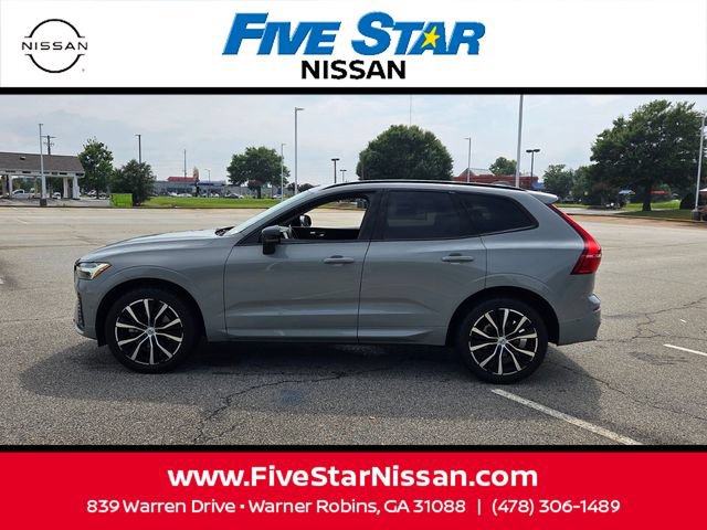 Used 2024 Volvo XC60 B5 Plus w/ Protection Package Premier AWD/4WD image 4
