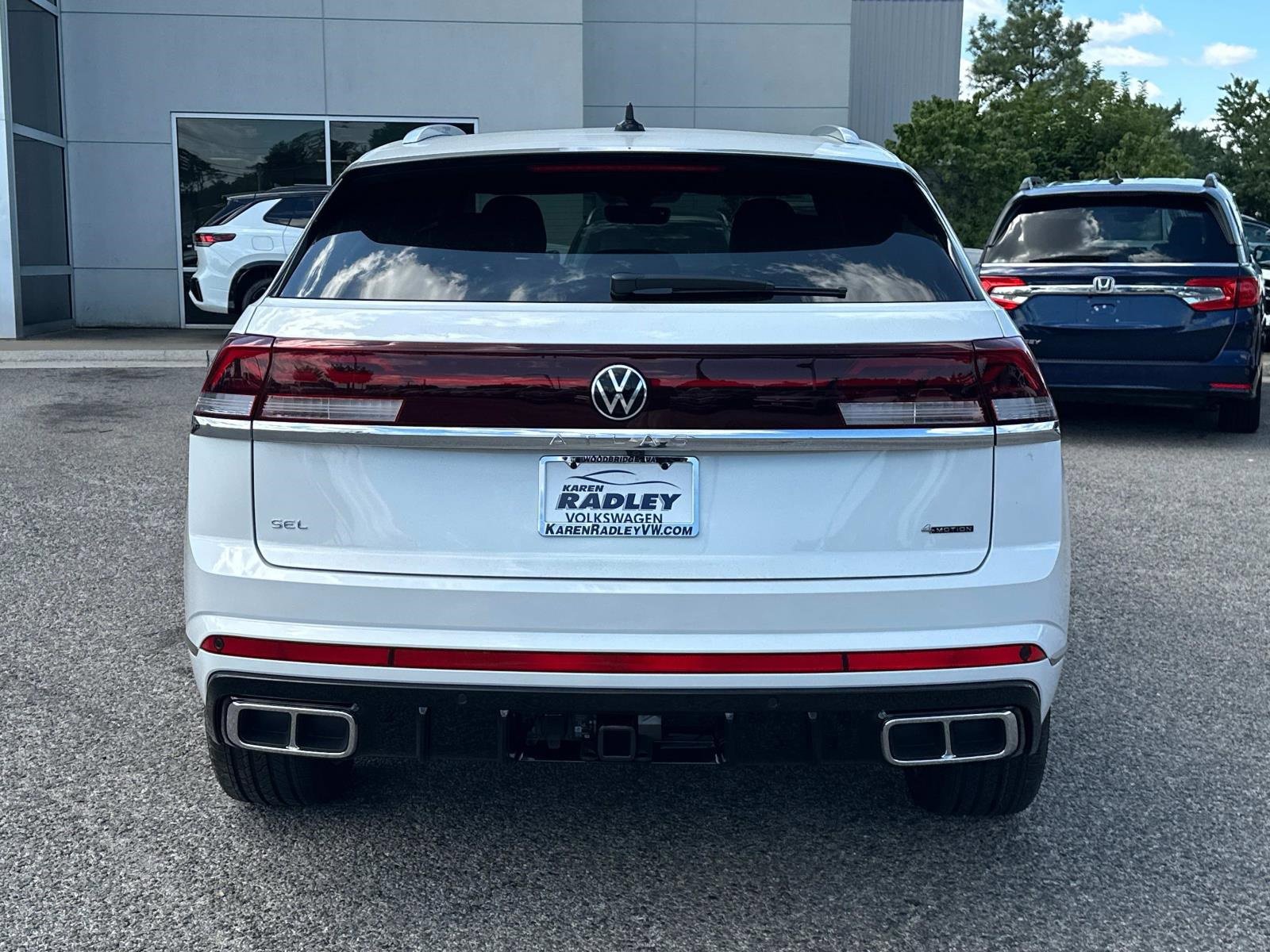 New 2026 Volkswagen Atlas Cross Sport SEL Premium R-Line image 15