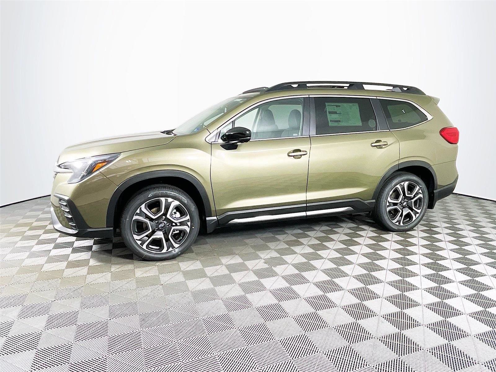 New 2026 Subaru Ascent Limited image 3