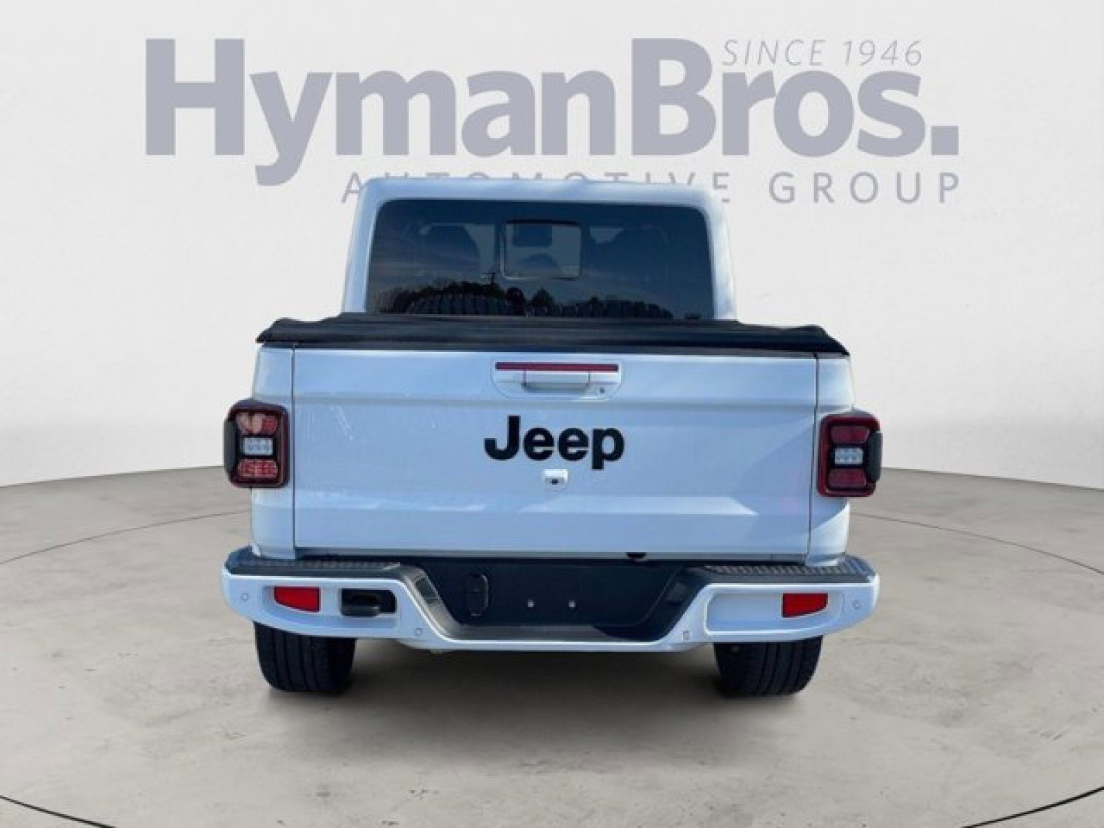 Used 2021 Jeep Gladiator Overland AWD/4WD image 7