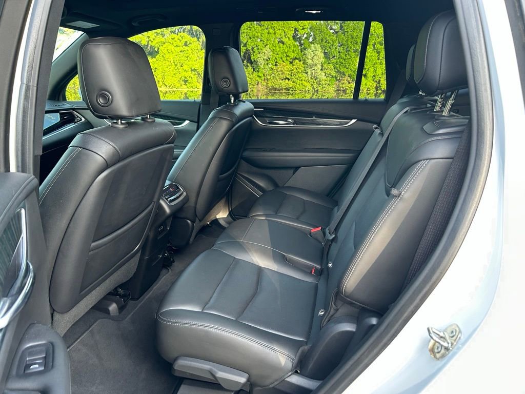 Used 2021 Cadillac XT6 Premium Luxury image 13