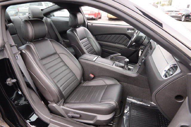 Used 2013 Ford Mustang GT Premium RWD image 24