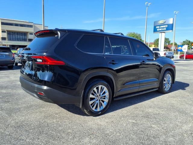 Used 2024 Toyota Grand Highlander Platinum image 8