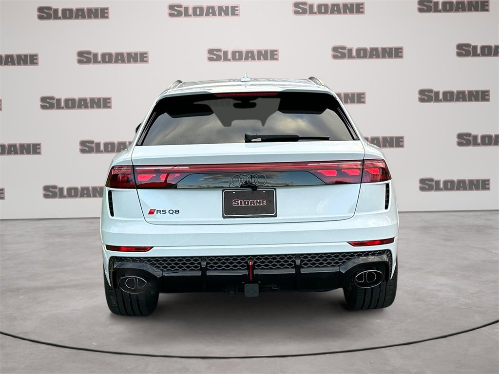 New 2026 Audi RS Q8 performance image 4