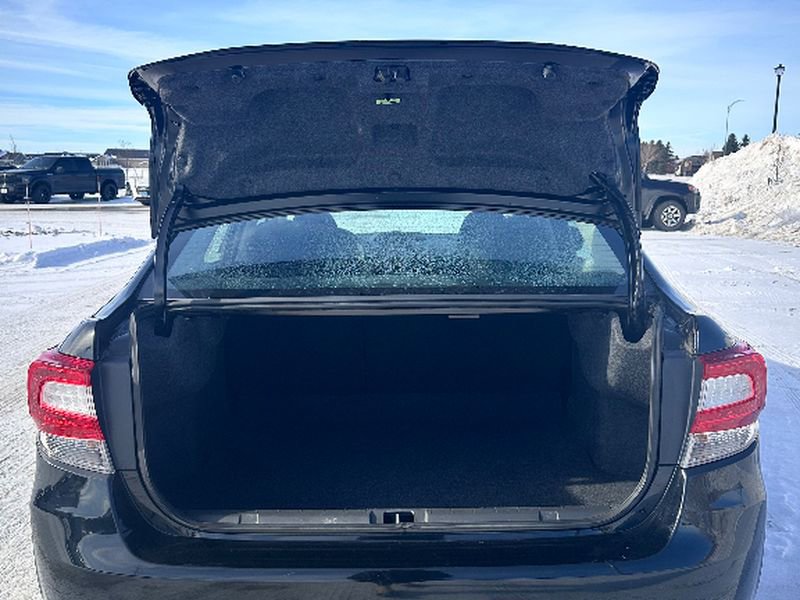 Used 2023 Subaru Impreza Premium image 7