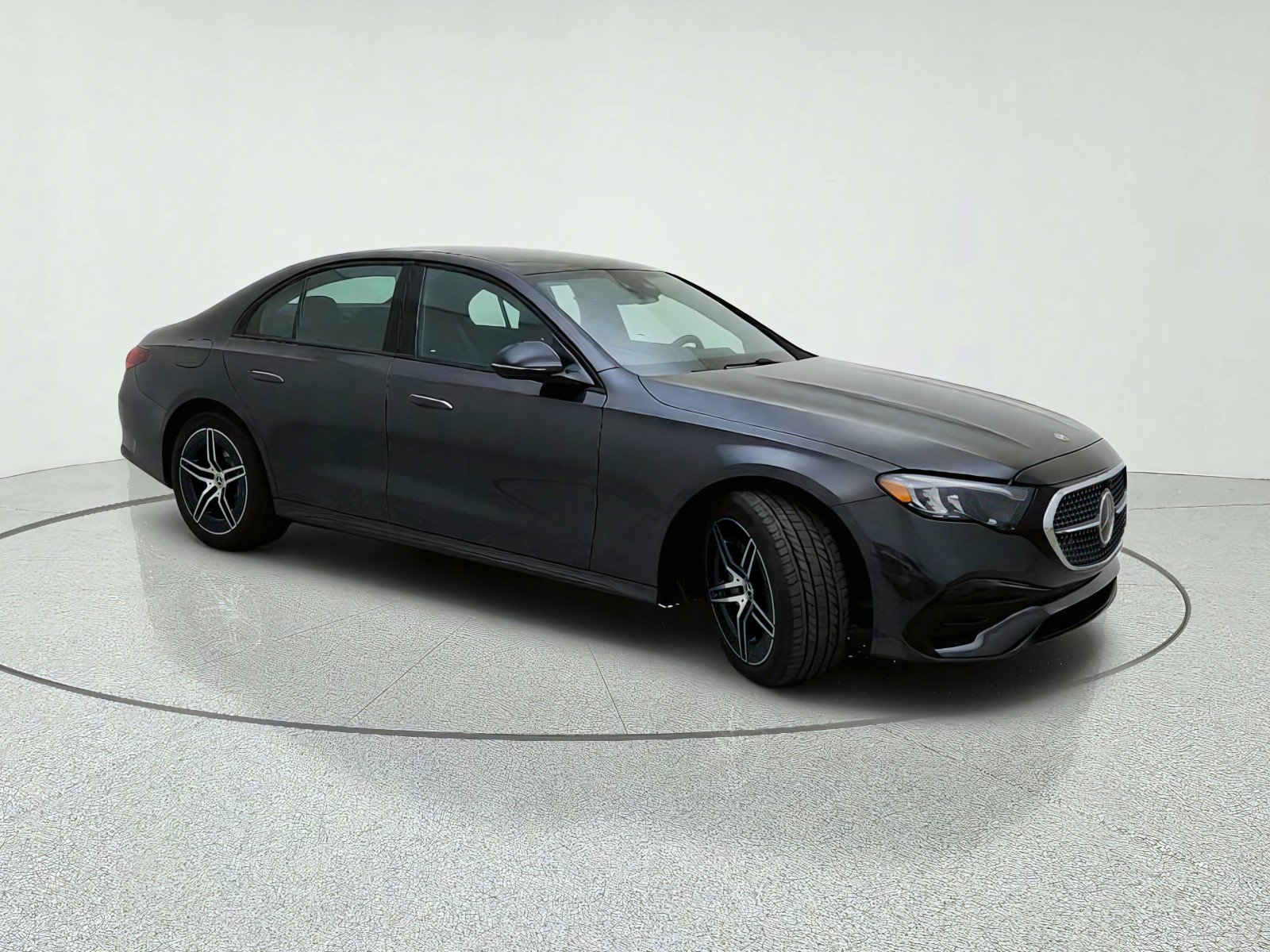 New 2027 Mercedes-Benz E 450 4MATIC Sedan image 5