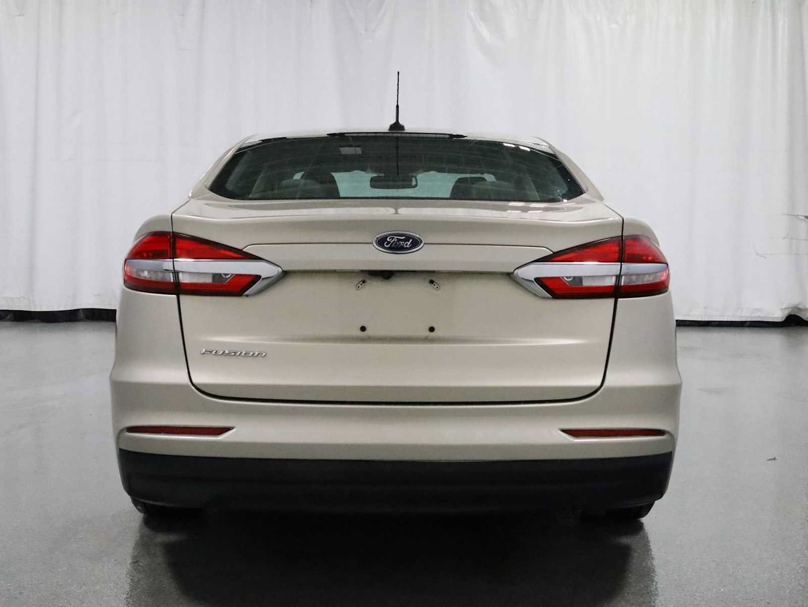 Used 2019 Ford Fusion S FWD image 7