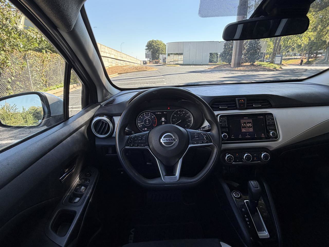Used 2021 Nissan Versa SV FWD image 20