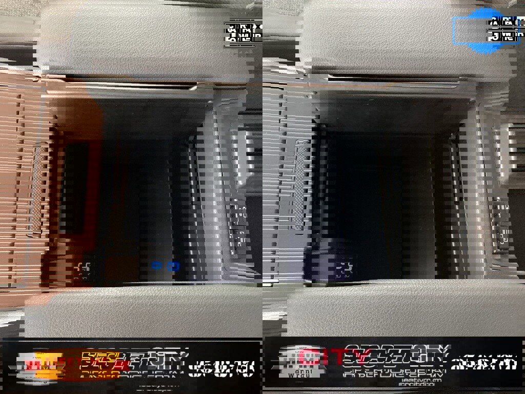 Used 2024 Toyota Sienna LE image 24