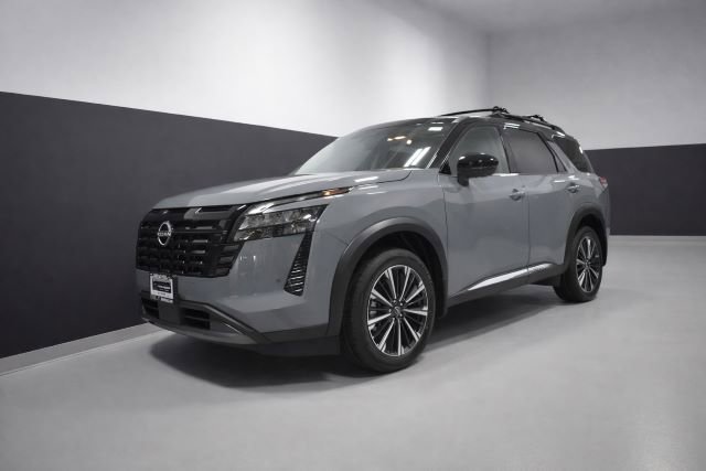 New 2026 Nissan Pathfinder Platinum image 1