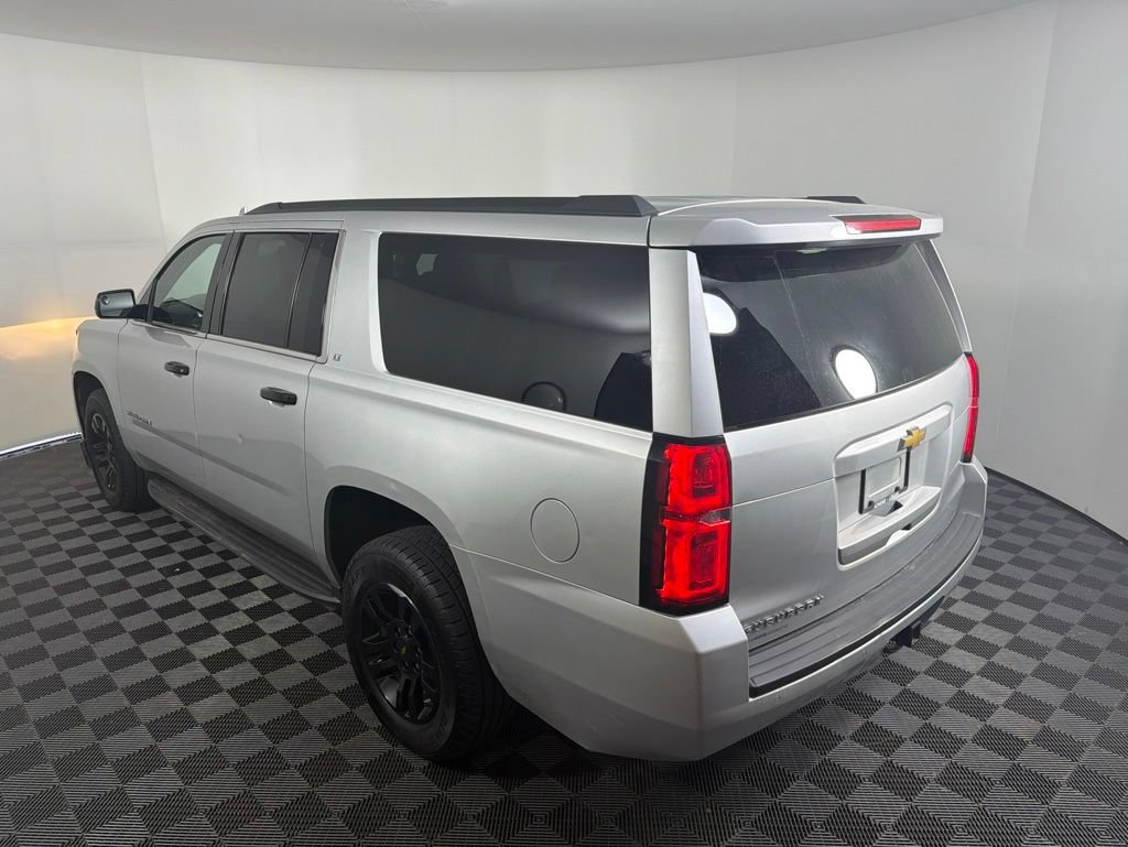 Used 2019 Chevrolet Suburban LT AWD/4WD image 15