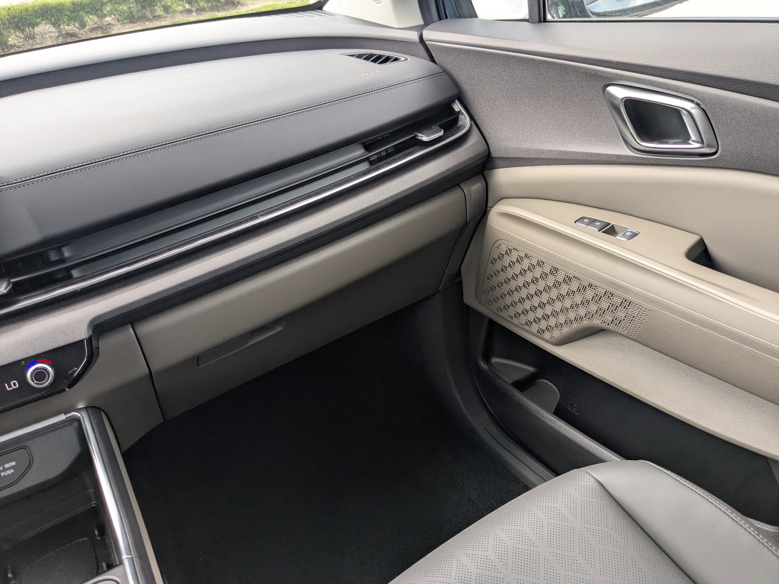 New 2026 Kia Carnival SX image 22