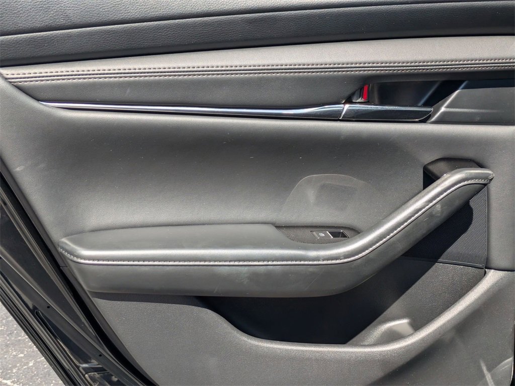 Used 2025 MAZDA MAZDA3 s image 24