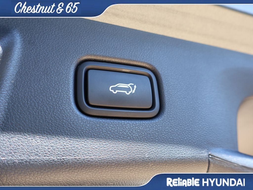 Used 2023 Hyundai Tucson SEL w/ Cargo Package image 17
