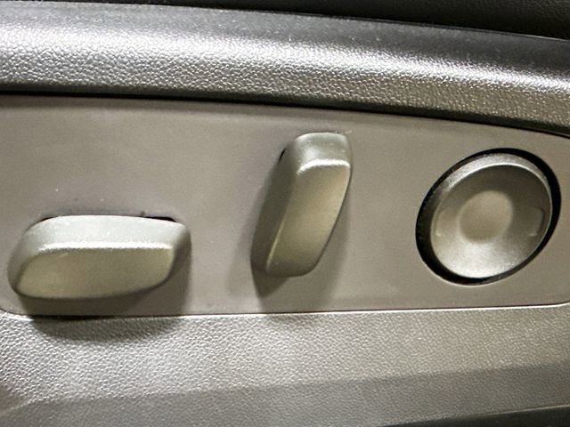 Used 2023 GMC Canyon AT4 w/ AT4 Premium Package image 21