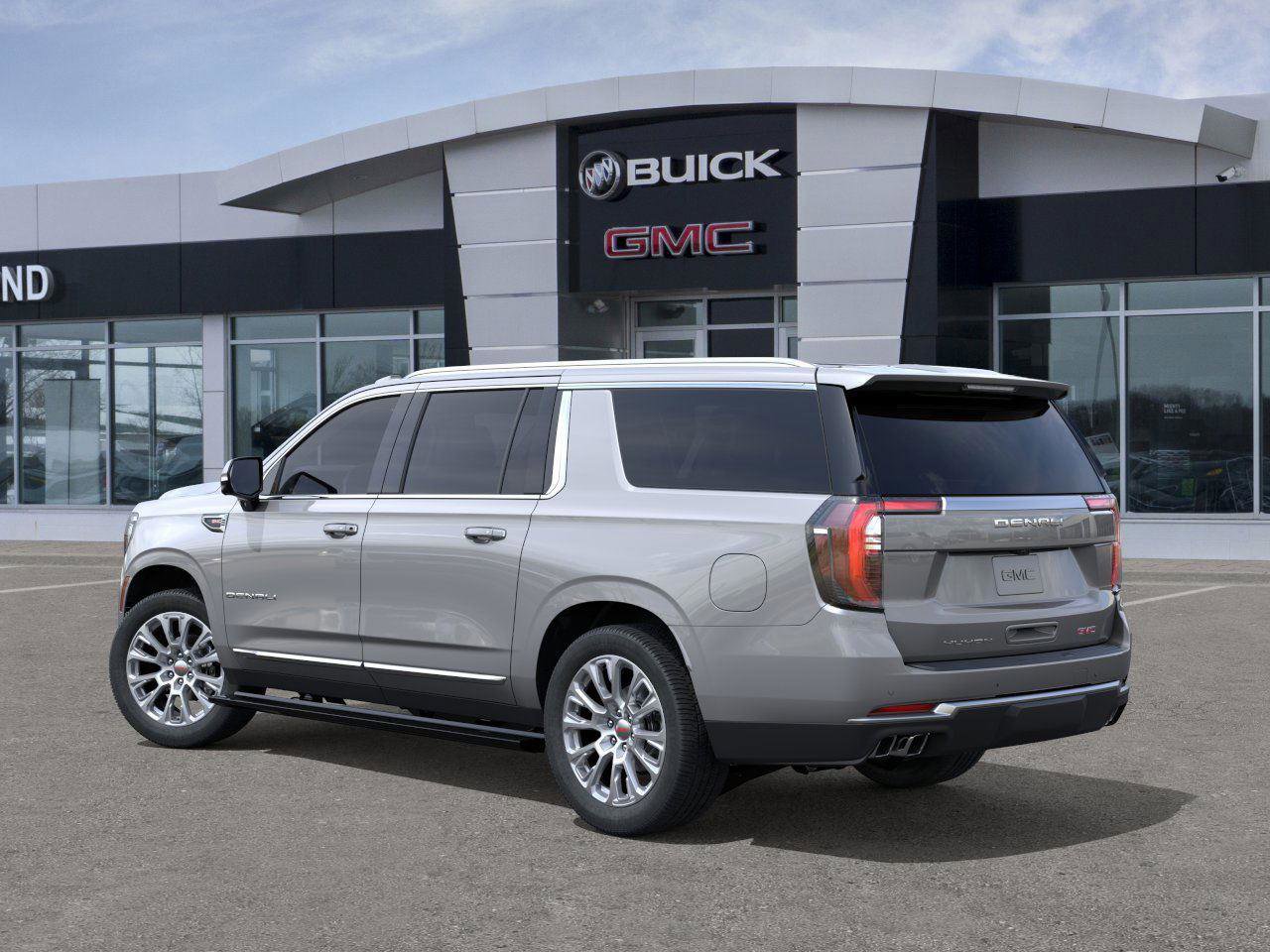 New 2026 GMC Yukon XL Denali w/ Denali Reserve Package image 3