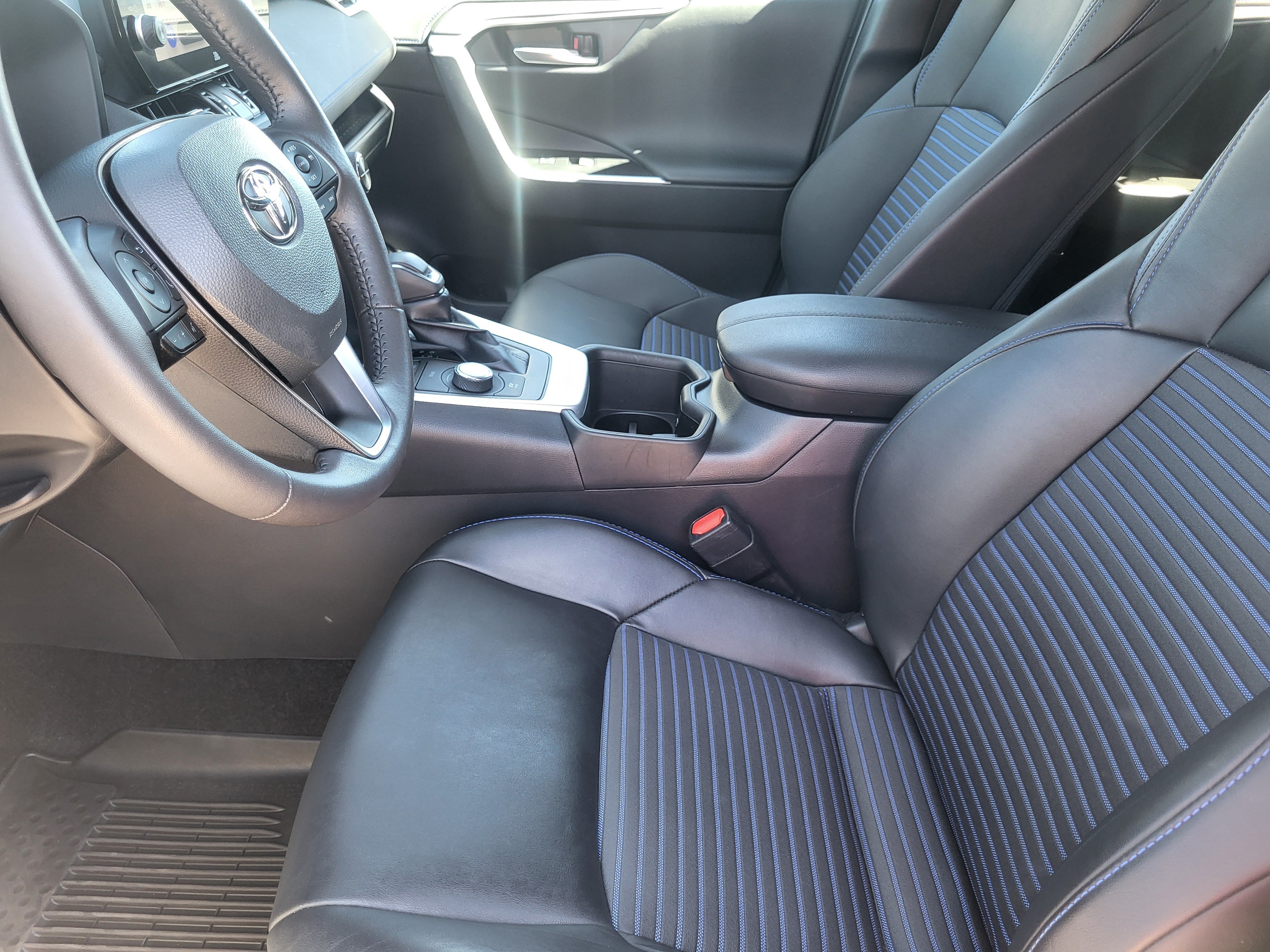 Certified 2023 Toyota RAV4 XSE AWD/4WD image 10