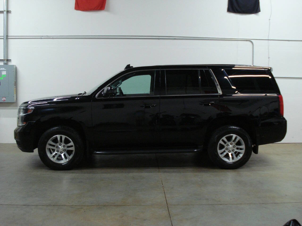 Used 2018 Chevrolet Tahoe LS w/ Max Trailering Package image 1