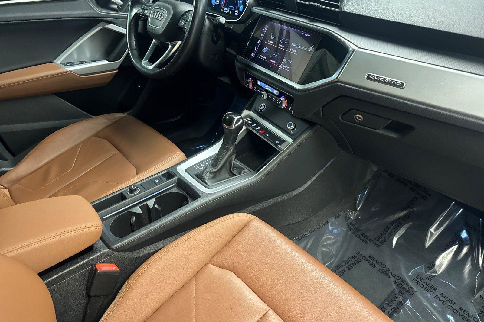 Used 2021 Audi Q3 2.0T Premium w/ Convenience Package image 15